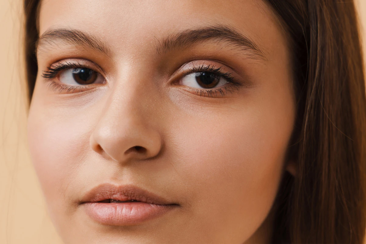 Tips for Managing Swelling After Eyelid Surgery